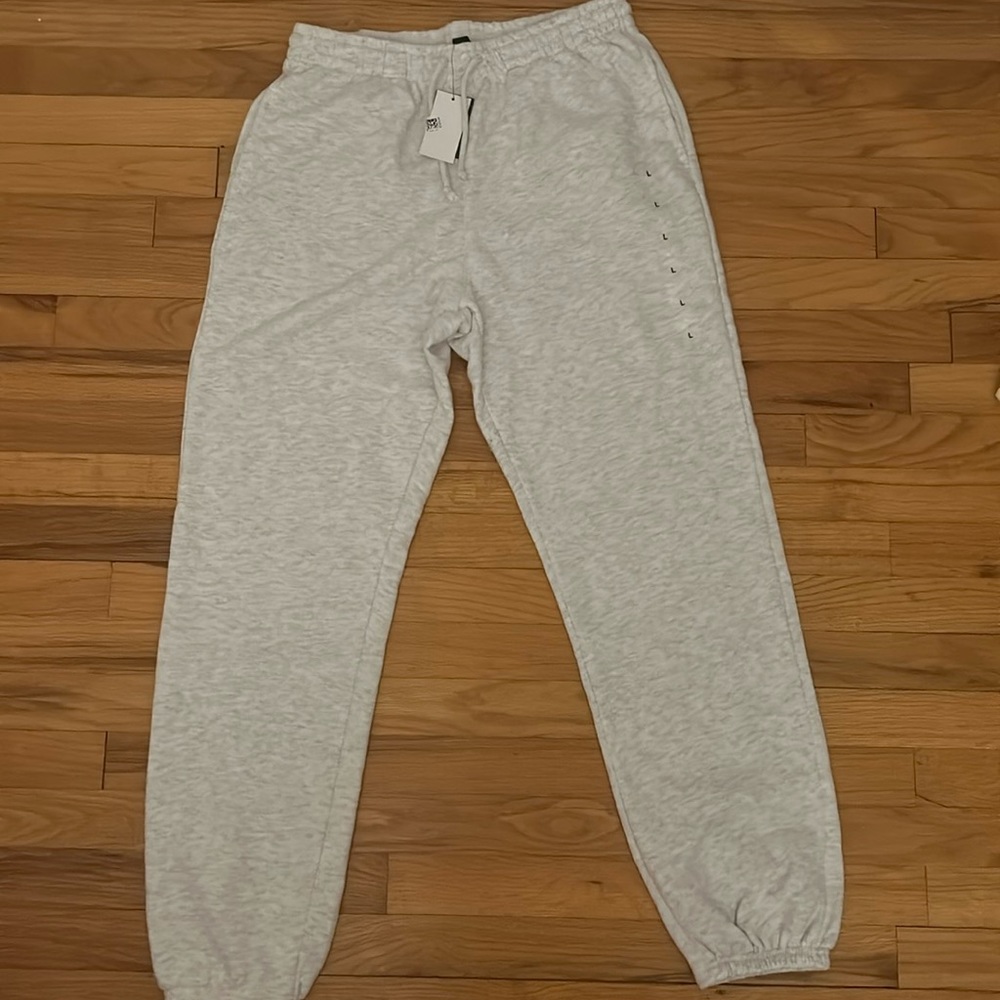 Women’s sweatpants, large, white/gray